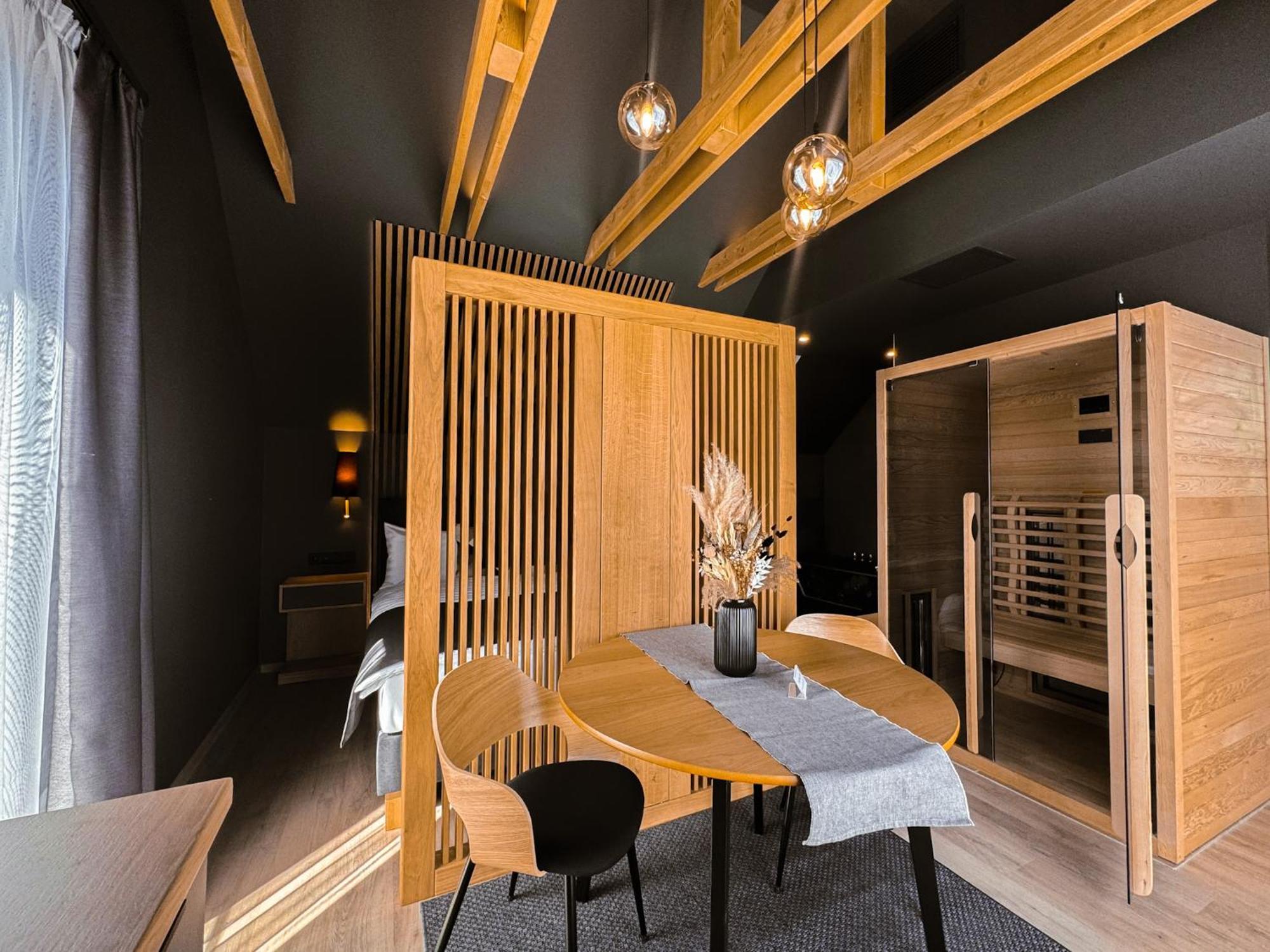 Twin Premium Apartman ตีฮานี ภายนอก รูปภาพ