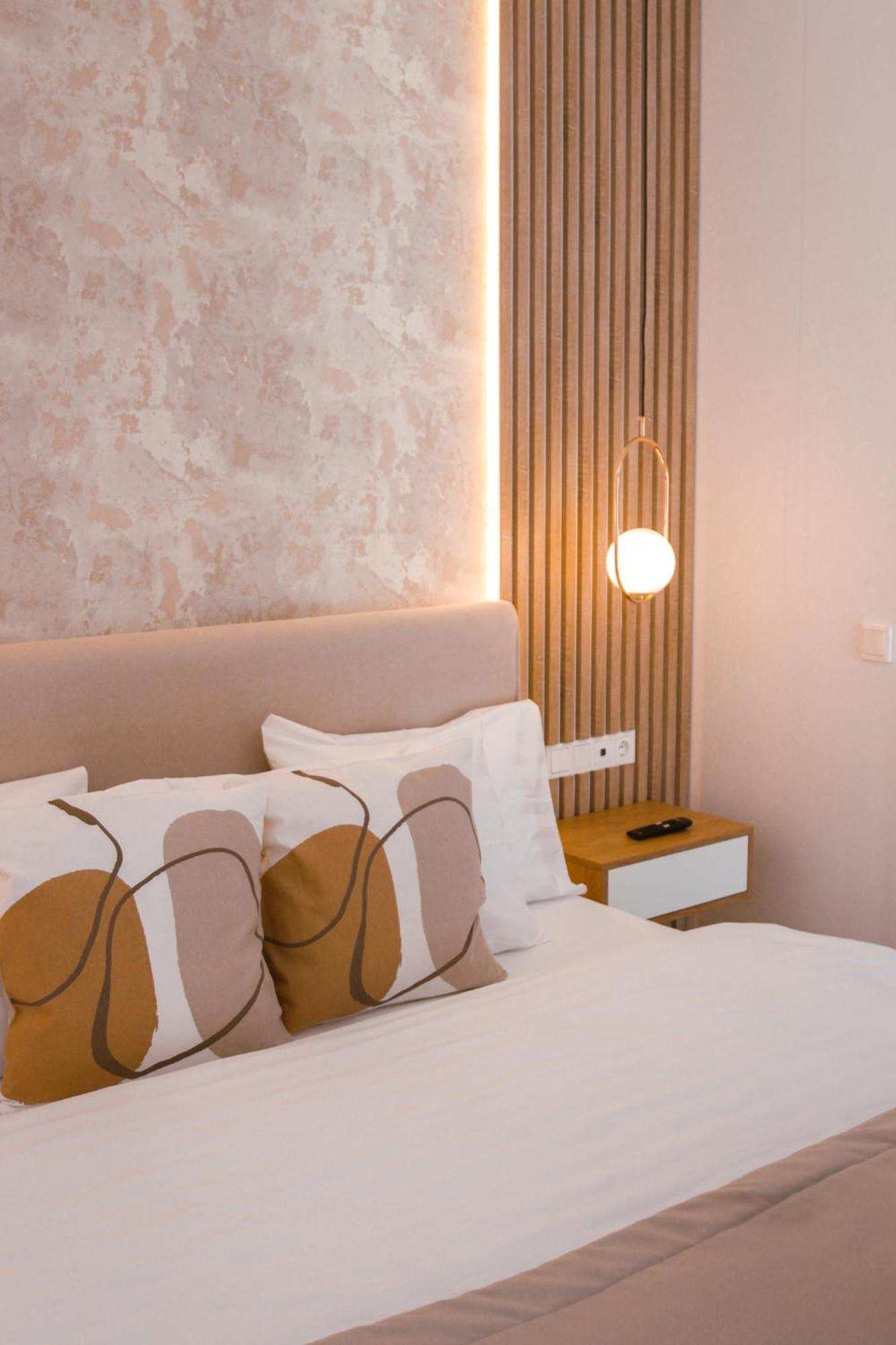 Twin Premium Apartman ตีฮานี ภายนอก รูปภาพ